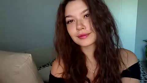 Lina online show from 18, 7, 2026