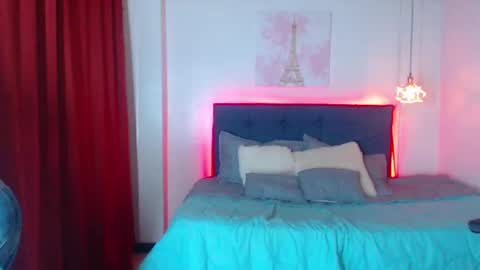 Snapshot of vicky_bass chatting on 9, 3, 2025 VICTORIA online show from 9, 3, 2025