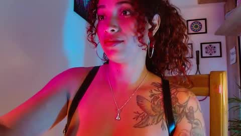 Vicky  online show from 6, 1, 2025