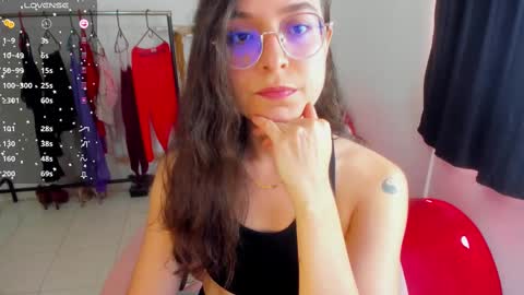 Vicky online show from 11, 3, 2025