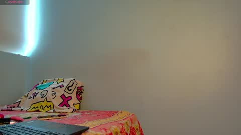 Snapshot of vicky_diamond09 chatting on 30, 6, 2026 Victoria online show from 30, 6, 2026