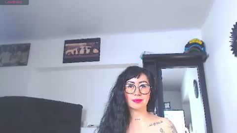 Snapshot of vicky_hotmilf chatting on 12, 6, 2026 Vicky online show from 12, 6, 2026