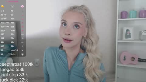 Snapshot of vickyfuckingdoll chatting on 18, 10, 2025 vickyfuckingdoll online show from 18, 10, 2025