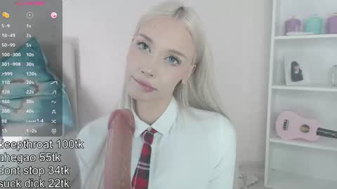 vickyfuckingdoll online show from 27, 7, 2026