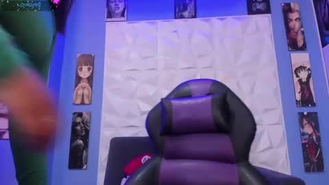 Snapshot of vickyjohnson1 chatting on 2, 10, 2025 Vicky online show from 2, 10, 2025