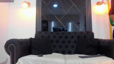 Snapshot of vickyjohnson1 chatting on 2, 12, 2025 Vicky online show from 2, 12, 2025