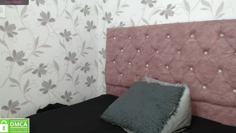 Victoria  online show from 23, 12, 2024