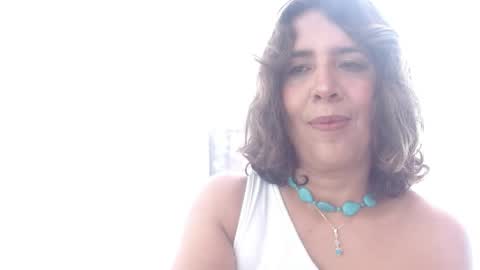 Hi guys   Im victoria  Be the one who can control me in PVT online show from 4, 5, 2026