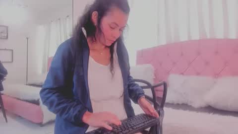 Snapshot of victoria__grey_ chatting on 15, 3, 2026 Victoria grey online show from 15, 3, 2026