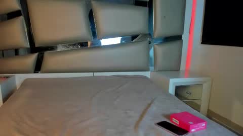 Victoria online show from 17, 11, 2025