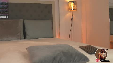 Snapshot of victoria__rossi chatting on 10, 2, 2025 online show from 10, 2, 2025