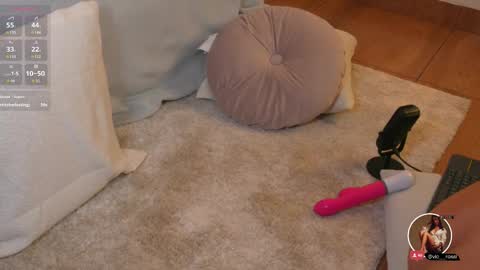 Snapshot of victoria__rossi chatting on 27, 2, 2025 online show from 27, 2, 2025