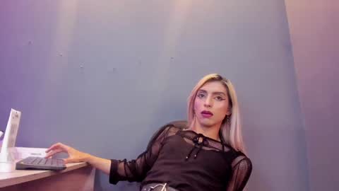 Snapshot of victoria_badgal chatting on 5, 12, 2024 Victoria online show from 5, 12, 2024