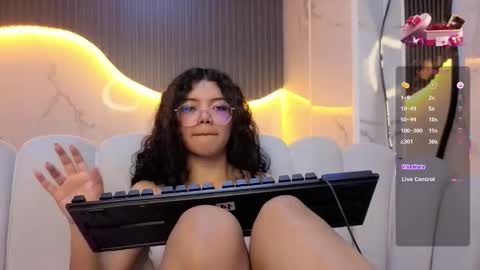 victoria_castillo_b online show from 13, 2, 2026