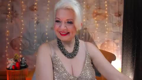 diorvictoria9 online show from 19, 1, 2025
