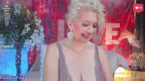diorvictoria9 online show from 26, 6, 2026