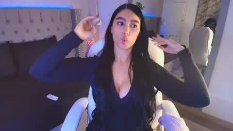 Snapshot of victoria_ellington chatting on 14, 7, 2026 online show from 14, 7, 2026