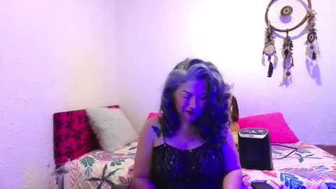 Victoria Lover online show from 14, 12, 2025