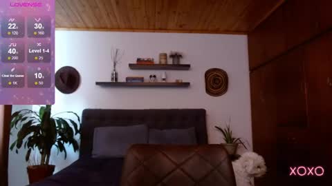 VICTORIA MARTELO online show from 6, 1, 2025