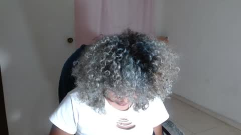 VICKY online show from 17, 1, 2025