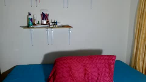 Snapshot of victoria_miler chatting on 14, 7, 2026 VICKY online show from 14, 7, 2026