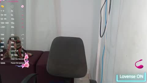 Snapshot of victoria_milf06 chatting on 9, 3, 2025 victoria online show from 9, 3, 2025