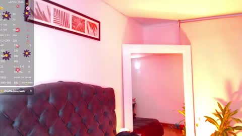 Snapshot of victoria_monteroo chatting on 4, 8, 2026 Call me Vic online show from 4, 8, 2026