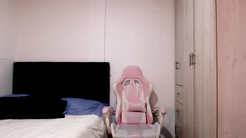 Victoria online show from 27, 1, 2025