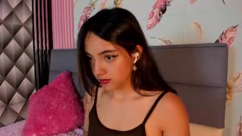 Snapshot of victoriaa2_doll chatting on 22, 6, 2026 victoriaa2_doll online show from 22, 6, 2026