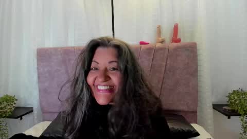 victoriaa_anderson_ online show from 6, 5, 2026