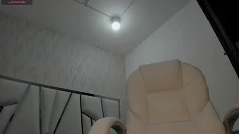Victoria Sofia online show from 3, 5, 2026