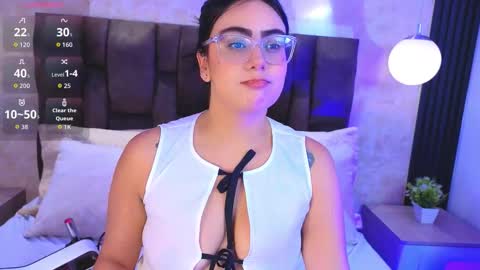 Victoria Andrade online show from 24, 3, 2026