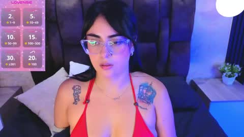 Victoria Andrade online show from 12, 5, 2026