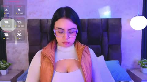 Victoria Andrade online show from 31, 5, 2026