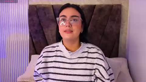 Victoria Andrade online show from 22, 6, 2026