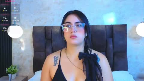 Victoria Andrade online show from 24, 6, 2026