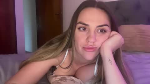 Victoriababy43 online show from 3, 4, 2026