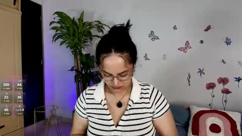 Victoria online show from 9, 5, 2026