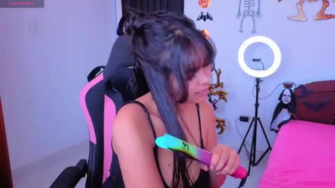 Snapshot of victoriacarmonaa chatting on 20, 10, 2025 victoriacarmonaa online show from 20, 10, 2025