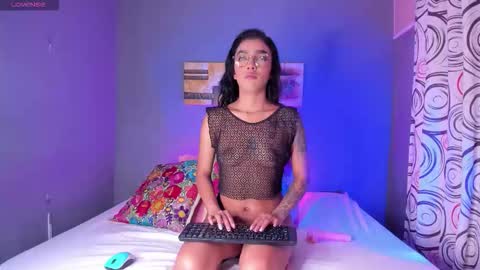 victoriameller online show from 13, 11, 2025