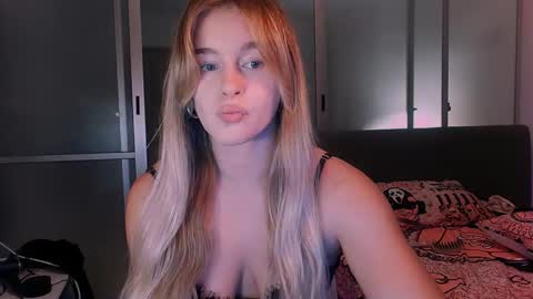 Eva and Victor online show from 23, 10, 2025