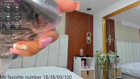 Maria Victoria online show from 15, 9, 2025