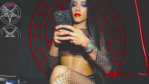 Victoria Vampire online show from 23, 2, 2025