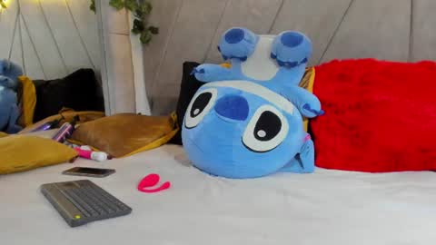ADRIANA online show from 28, 7, 2026