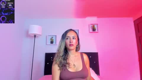 Snapshot of victoriia_rose_ chatting on 9, 5, 2026 victoriia_rose_ online show from 9, 5, 2026