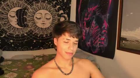 Snapshot of victorino_jhonson chatting on 8, 1, 2025 Victorino Jhonson online show from 8, 1, 2025