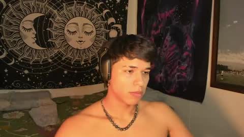 Snapshot of victorino_jhonson chatting on 10, 1, 2025 Victorino Jhonson online show from 10, 1, 2025