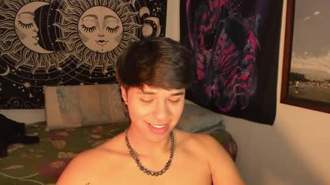 Snapshot of victorino_jhonson chatting on 2, 2, 2025 Victorino Jhonson online show from 2, 2, 2025