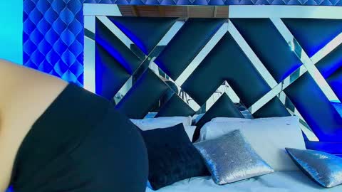 victtoria lee online show from 26, 2, 2025