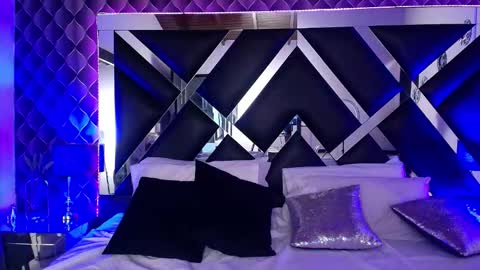 victtoria lee online show from 10, 9, 2025